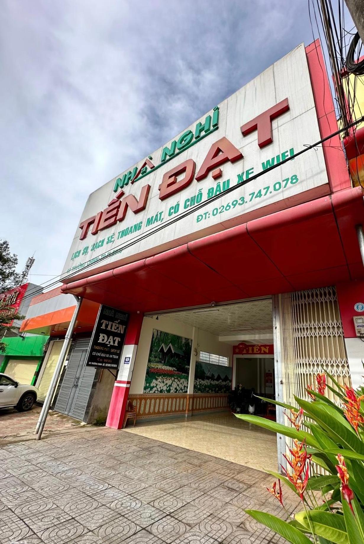 Tien Dat Motel Pleiku Exterior photo